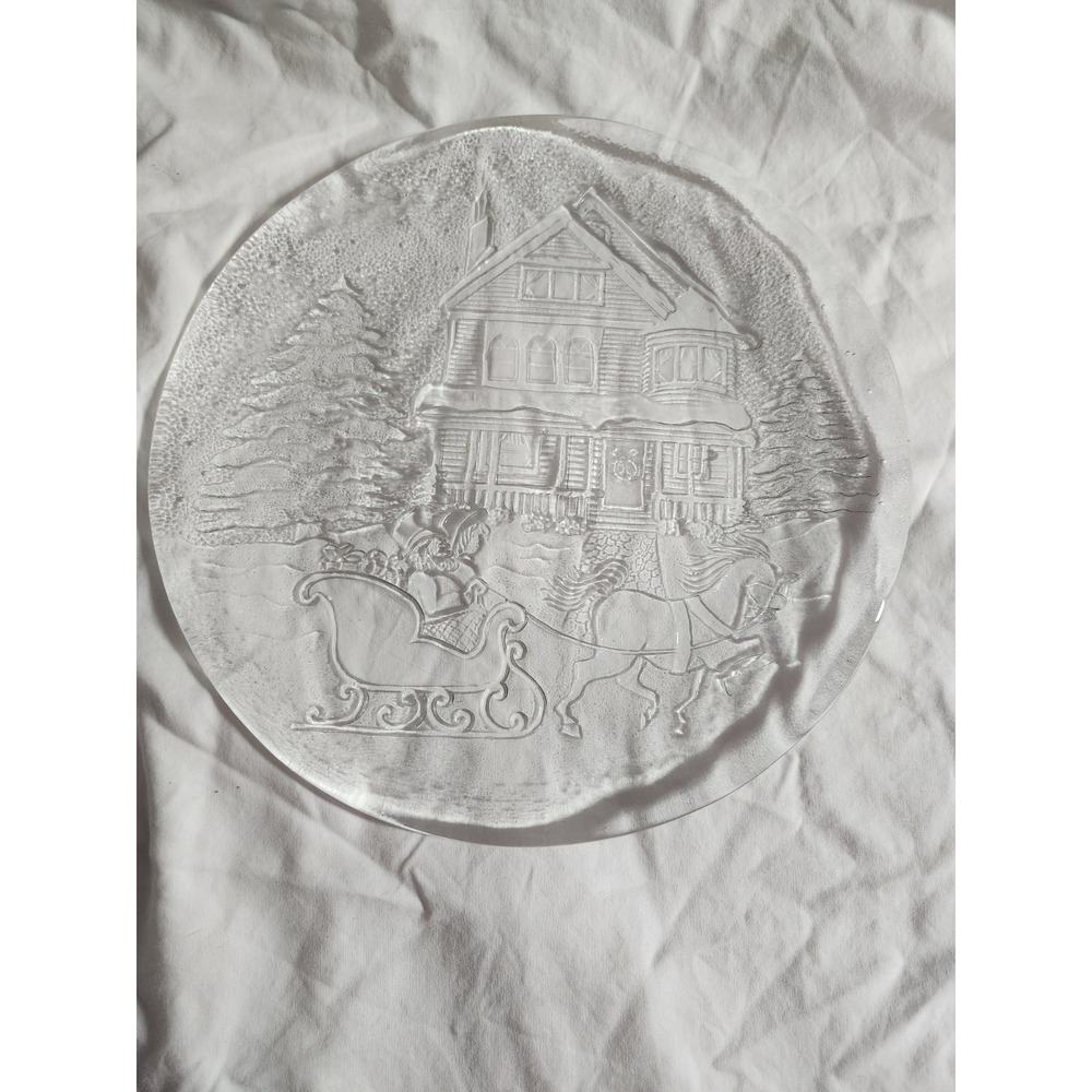Libbey Clear Glass Christmas Winter Sleigh‎ Ride Scene Serving Platter